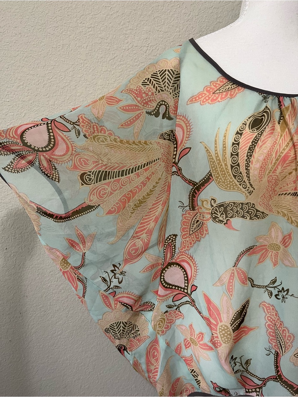 Cecico Mint Scoop-Neck Blouse with Coral Floral Print - Picture 3 of 7